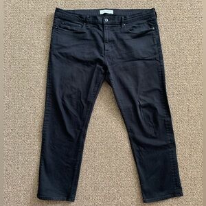 Comfort stretch tailored fit denim